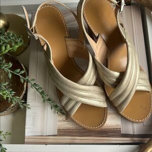 Classic and Vesatile!! CREW Leather Gold Marcie Criss Cross Peep Toe Sandal 7.5